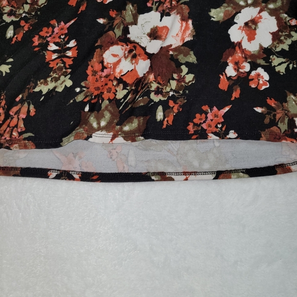 Faith And Joy Los Angeles Women's Floral HighLow 3/4 Sleeve Size 2XL Top - Picture 9 of 9